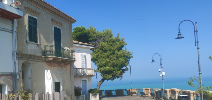 Silvi Paese, house with sea beyond