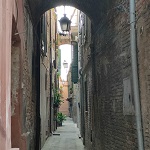 Narrow lane or 'ruve', Città Sant'Angelo