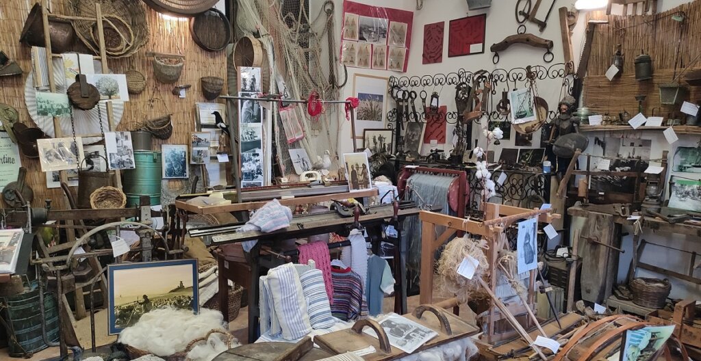 A room in the civic museum, Montepagano, with an assortment of objects.