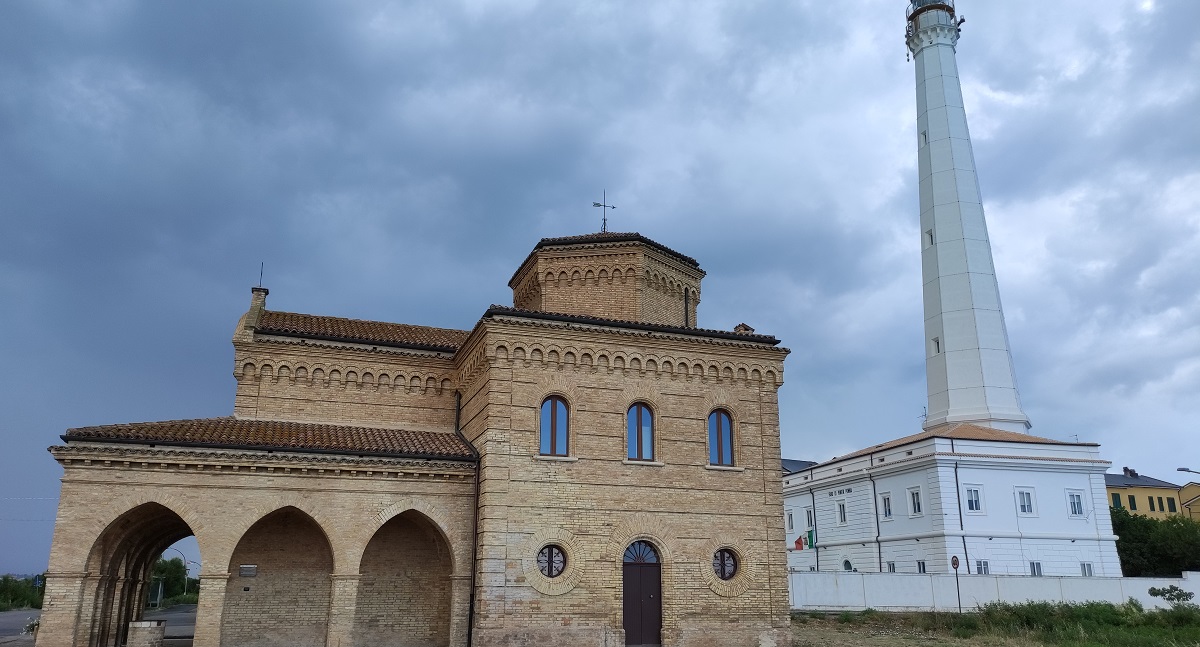 Church and lighthouse, Vasto