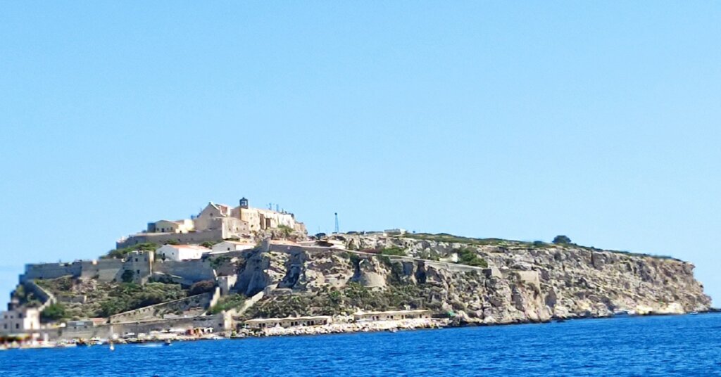 Isole Tremiti, Santa Maria a Mare on clifftop