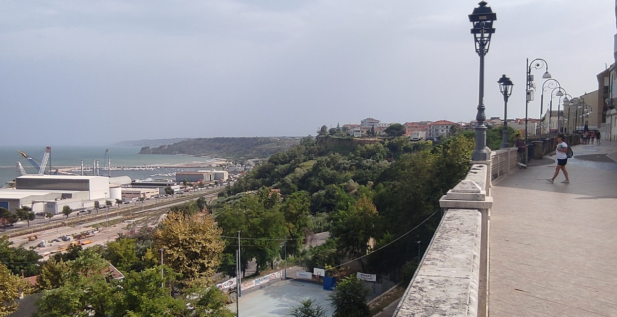 Part of Passeggiata Orientale with port below and south coast 