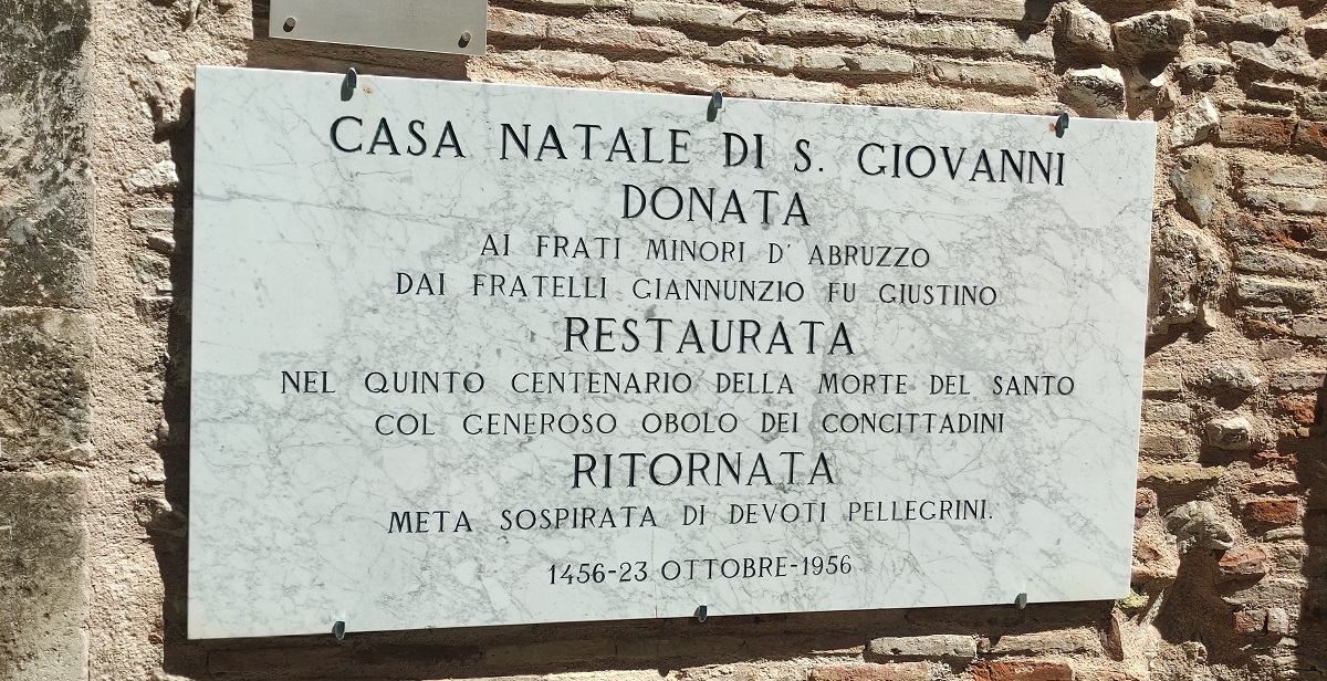 Plaque with details of the birthplace of S. Giovanni