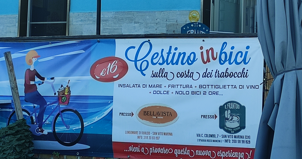 Poster advertising picnic baskets for the Trabocchi Coast