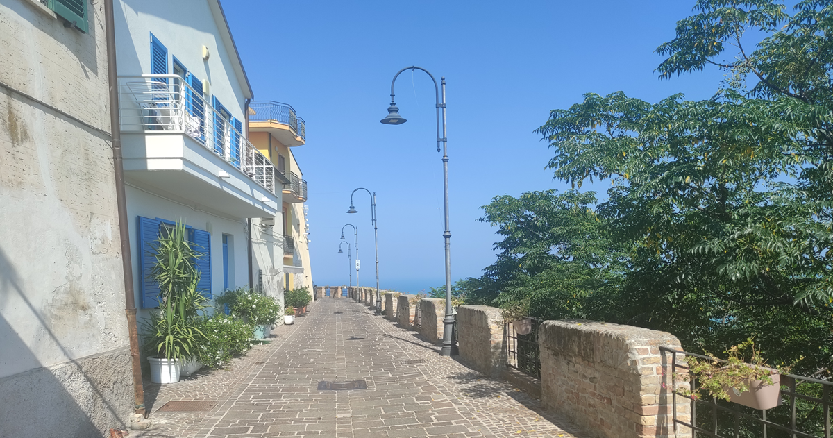 Paved street, Silvi Paese