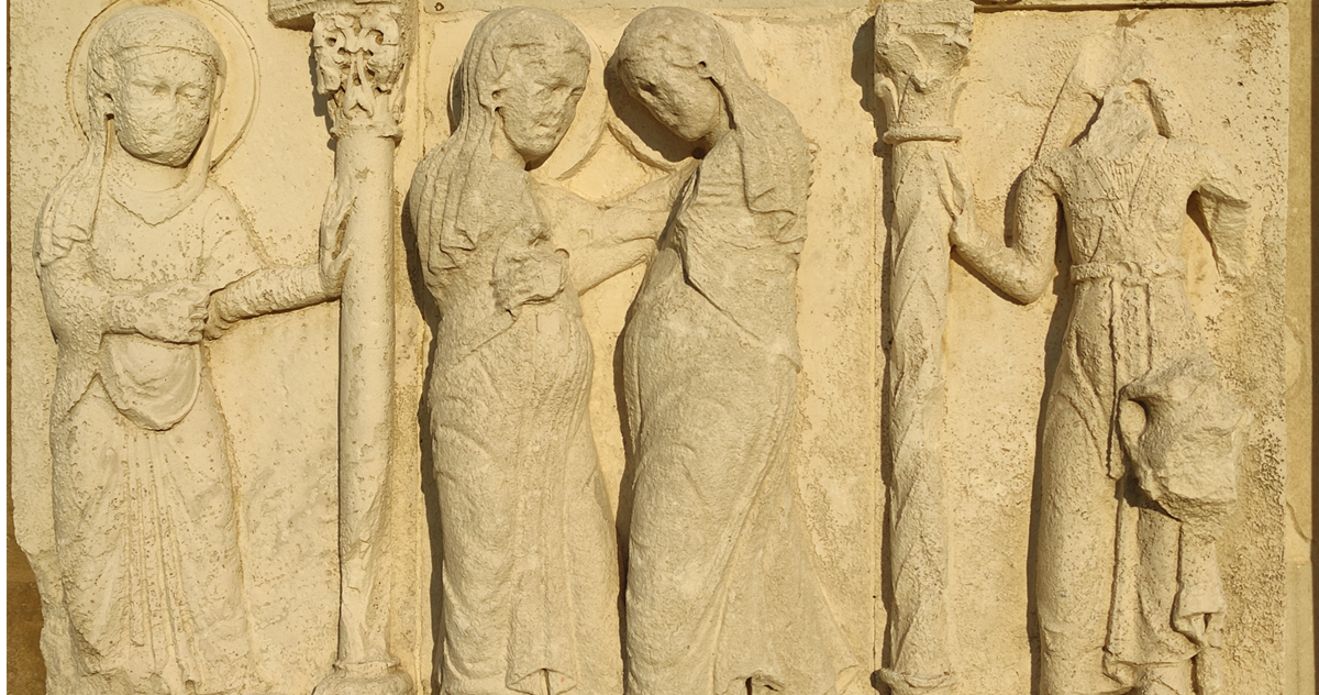 Figures of Mary and Elizabeth sculpted on abbey door frame